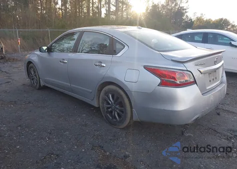 2015 Nissan Altima 2.5 S from USA, damaged, VIN 1N4AL3AP8FC461906